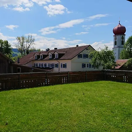 Allgaeuer - Alpenflair Und Bodensee Nah *